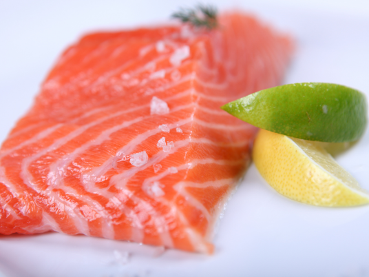 Fresh Salmon Sashimi Supplier in Bali