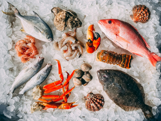 Seafood Impor vs Lokal
